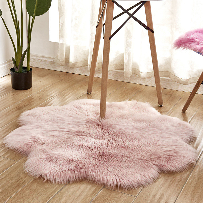 Plum Blossom Shape Soft Faux F - огляд і ціна Cowhide Rug Faux