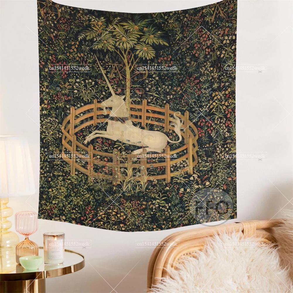 The Unicorn In Captivity Wall  - огляд і ціна Home Decor Medieval